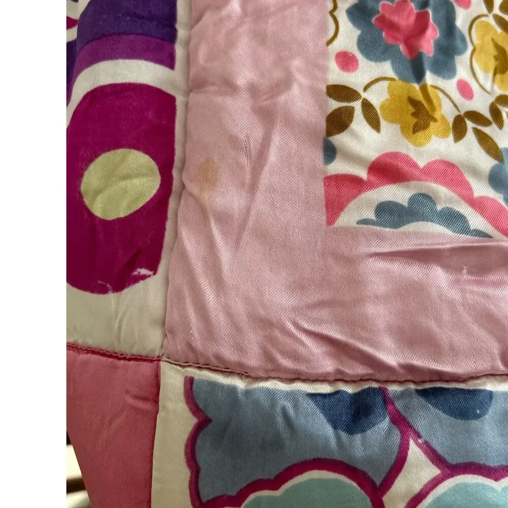 Vintage Y2K Urban Outfitters Pink Satin Floral Boho Psychedelic Elle Woods Quilt